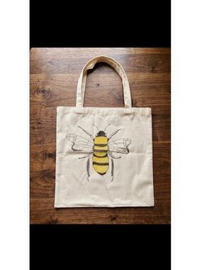 Bee Print Tote Bag in Natural and Yellow